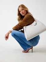 Vorschau: GUESS MIREMA GIRLFRIEND CARRYALL 10808189