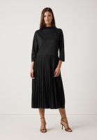 Vorschau: MORE & MORE Jerseykleid mit Plisseefalten 10806954