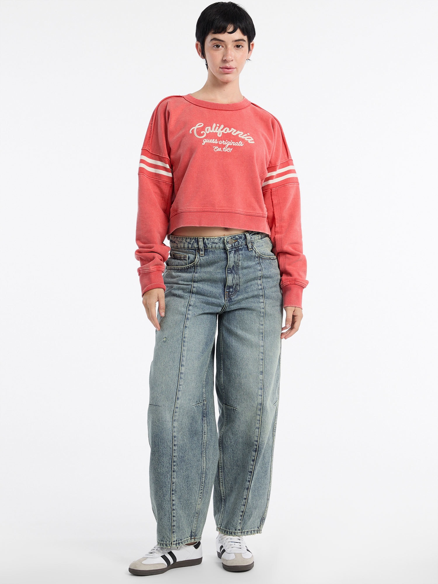 GUESS GO CROPPED DISTRESSED SWEATSHI 10808229