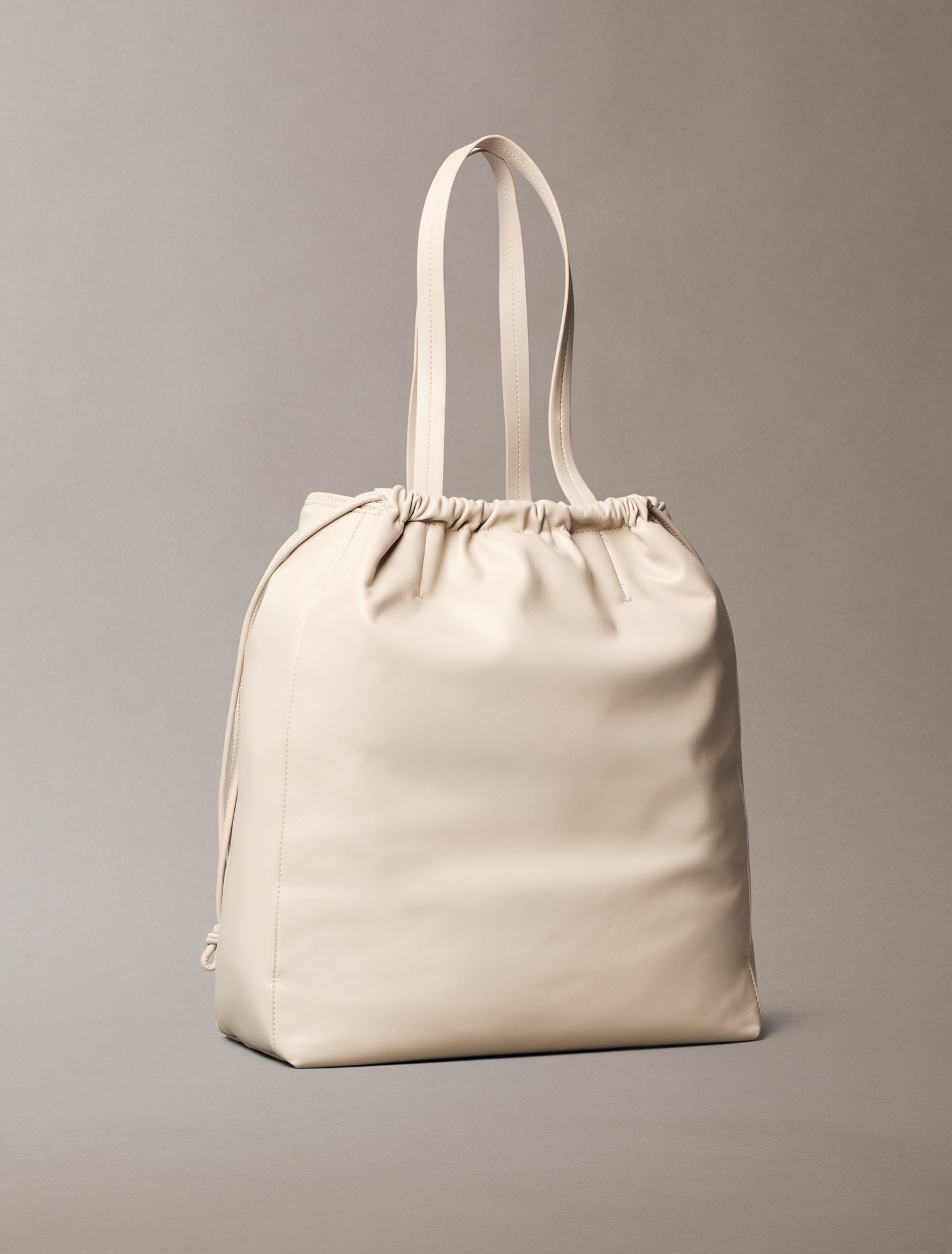 CALVIN KLEIN Bucket Bag 10797147