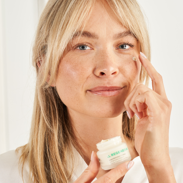 ANNEMARIE BÖRLIND LL REGENERATION Augenfältchen-Creme